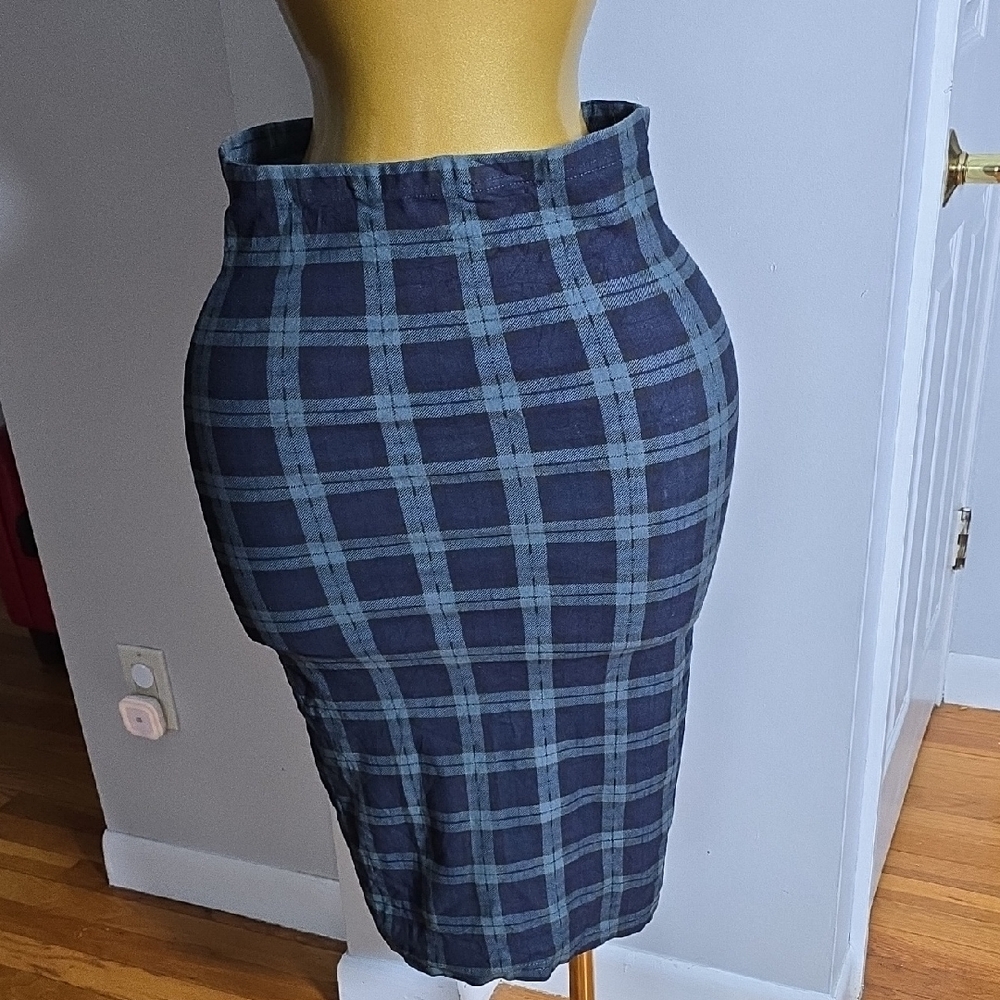 Plaid Pencil Skirt in Navy and Teal